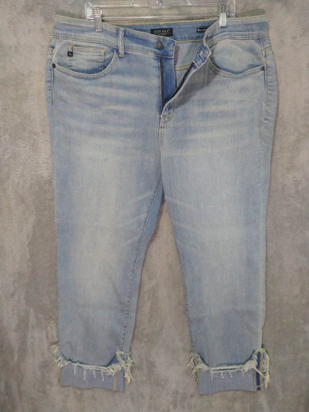 Judy Blue Jeans Womens 20W Denim Relaxed Fit High Rise Light Wash Cuffed